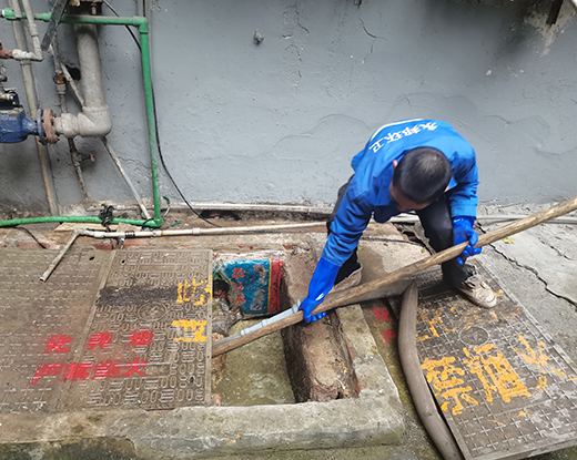大英清掏化粪池
